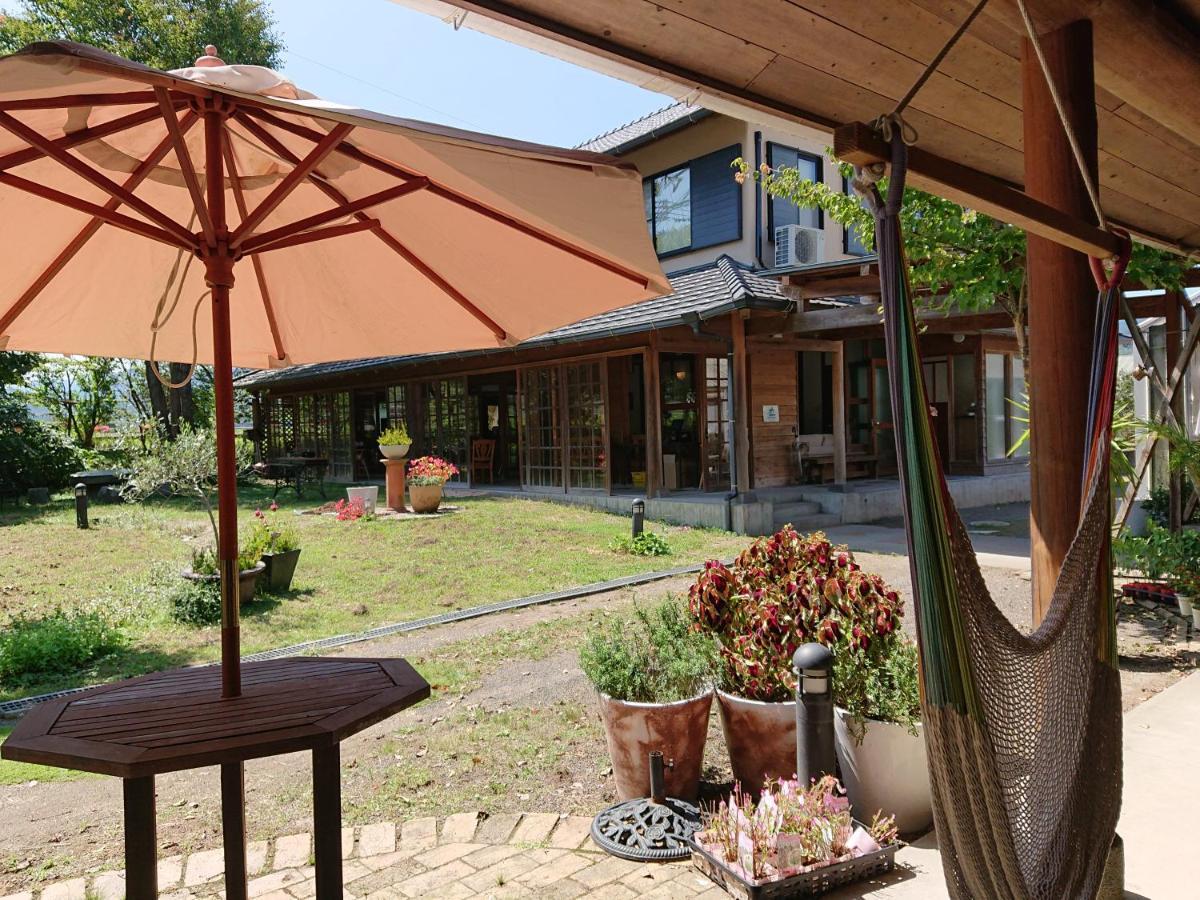 Yufuin Flora House Panzió Kültér fotó